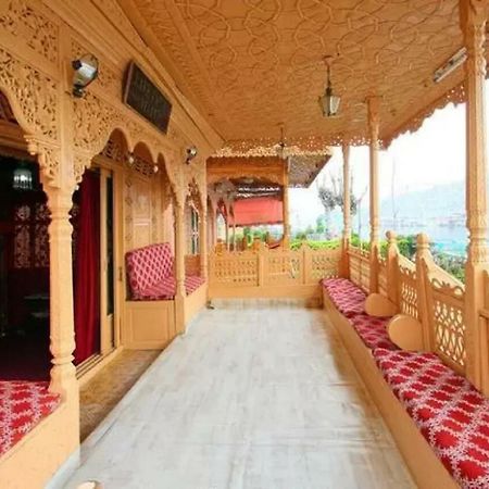 The Heritage Group Of Houseboats Srīnagar Extérieur photo